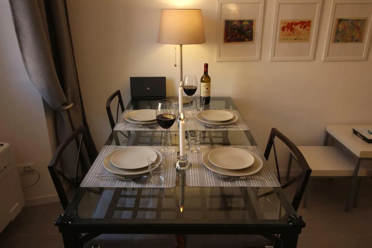Klee House Trastevere Roma 0*,  Italia